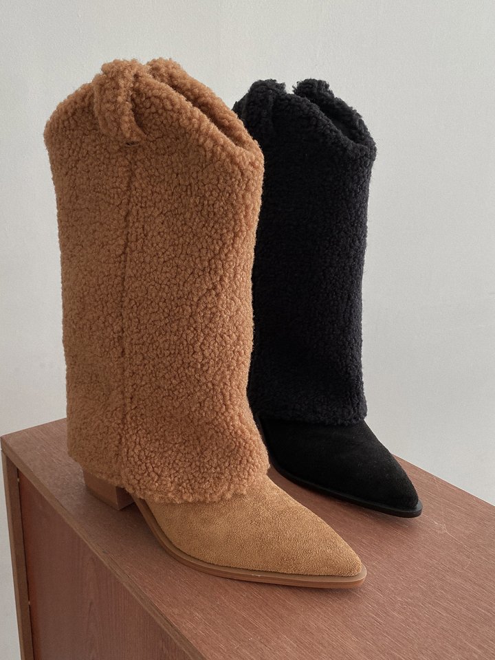 Vade - Korean Women Fashion - #romanticstyle - V-Cut Half Mid Boots