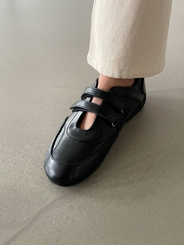 Vade - Korean Women Fashion - #romanticstyle - Strap Daily Loafers - 12