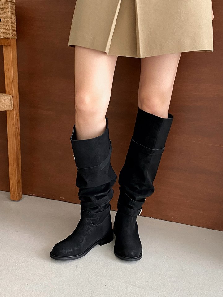 Vade - Korean Women Fashion - #romanticstyle - Suede Buckle Long Boots