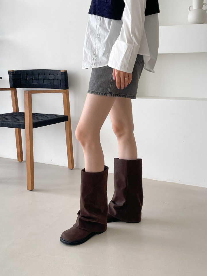 Vade - Korean Women Fashion - #restrostyle - Middle Half Boots - 4