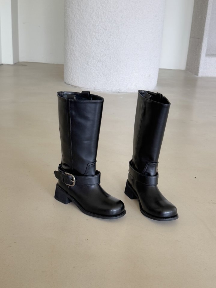 Vade - Korean Women Fashion - #shopsmall - Strap Round Mid Half Boots - 12