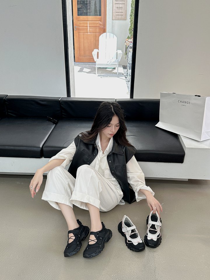 Vade - Korean Women Fashion - #shopsmall - Strap Sneakers - 3