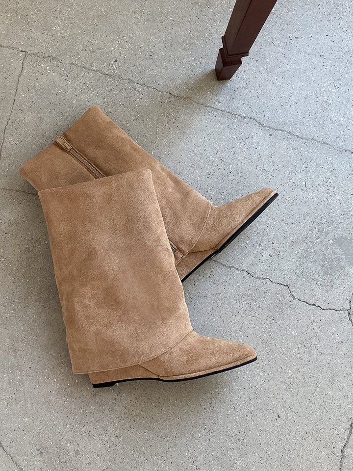 Vade - Korean Women Fashion - #thatsdarling - Suede Slim Round Boots - 2