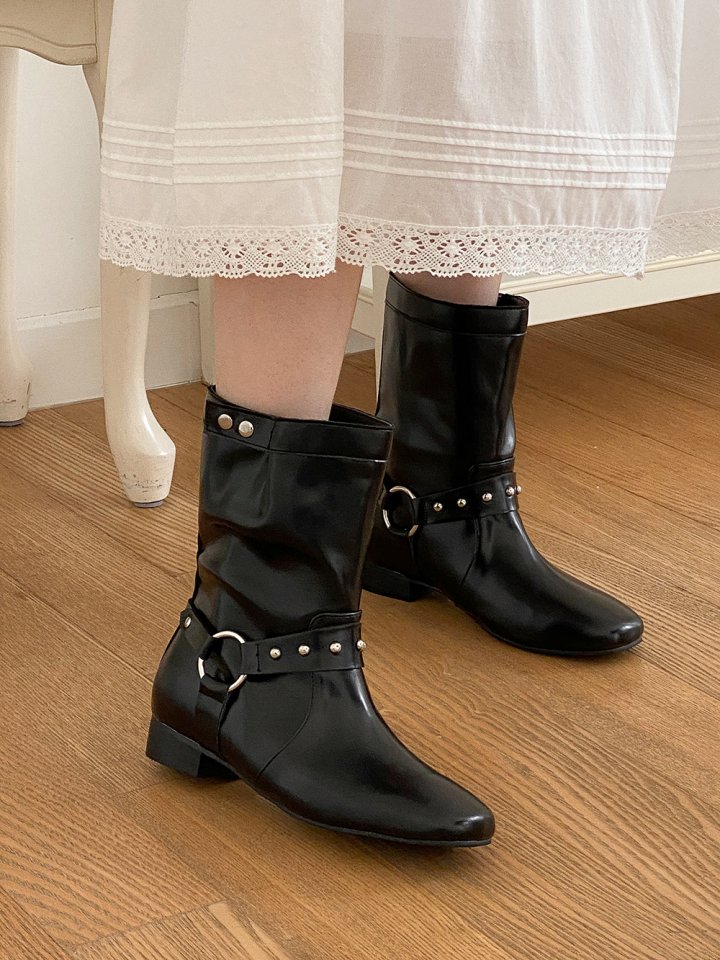 Vade - Korean Women Fashion - #thatsdarling - Rider Suede Round Mid Half Boots - 3