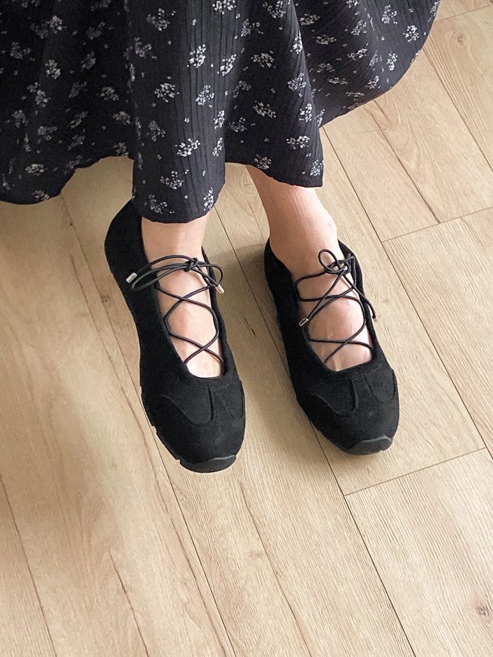 Vade - Korean Women Fashion - #thelittlethings - Suede Ballet Core Flap Sneakers - 9