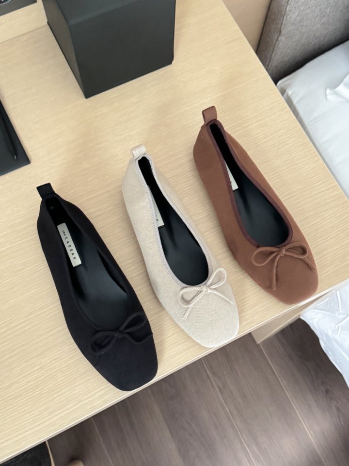 Vade - Korean Women Fashion - #thelittlethings - Square Low Heel Ribbon Flats - 3