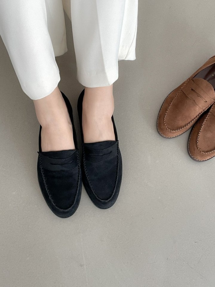 Vade - Korean Women Fashion - #thelittlethings - PU Low Heel Loafers - 2