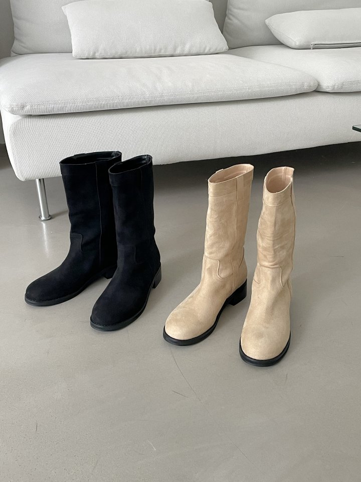 Vade - Korean Women Fashion - #thelittlethings - Mid Half Suede Boots