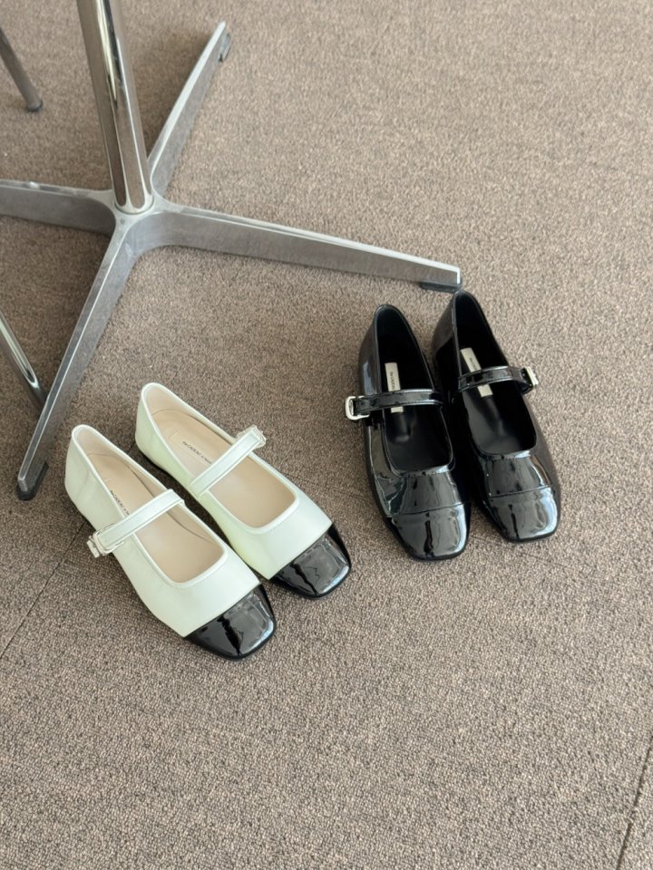 Vade - Korean Women Fashion - #vintageinspired - Color Block Mary Jane Flats - 6