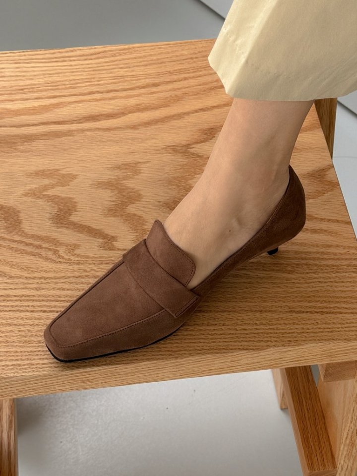Vade - Korean Women Fashion - #vintageinspired - Low Heel Square Loafer Heels - 7