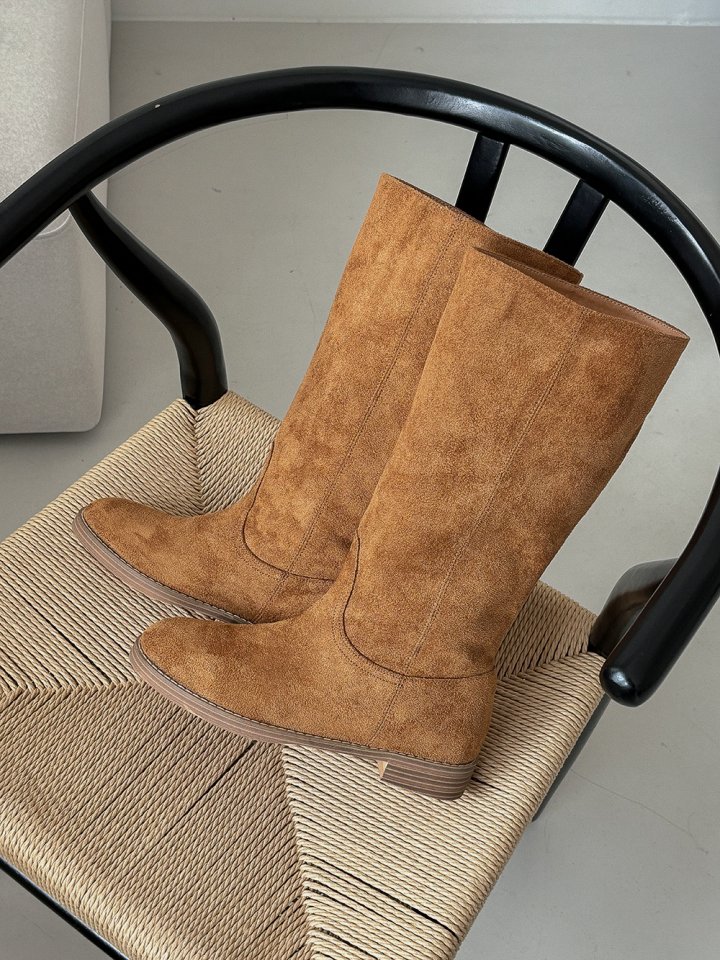 Vade - Korean Women Fashion - #vintagekidsstyle - Low Heel Basic Half Mid Boots