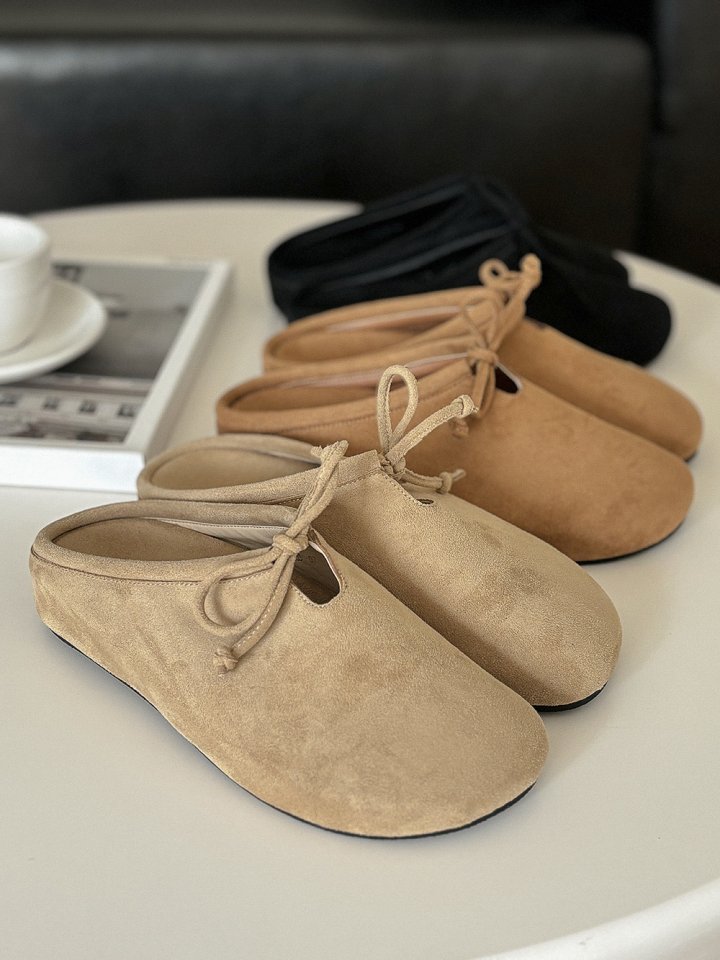 Vade - Korean Women Fashion - #vintagekidsstyle - Low Heel Round Moccasin Loafers
