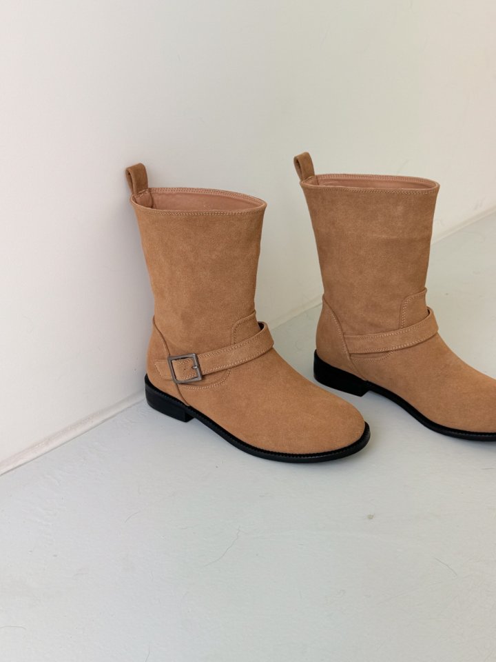 Vade - Korean Women Fashion - #vintagekidsstyle - Mid Half Suede Boots - 8