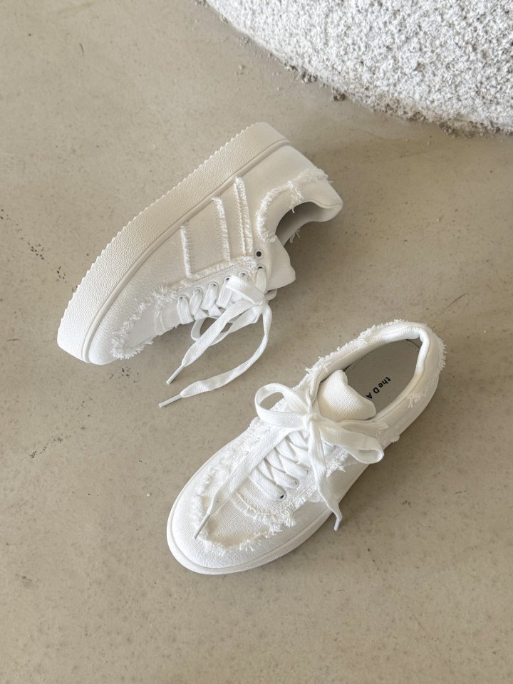 Vade - Korean Women Fashion - #womensfashion - Denim Point Unique Sneakers - 10