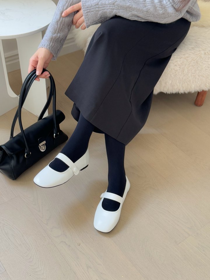 Vade - Korean Women Fashion - #womensfashion - Cushioned Square Mary Jane Flats - 11