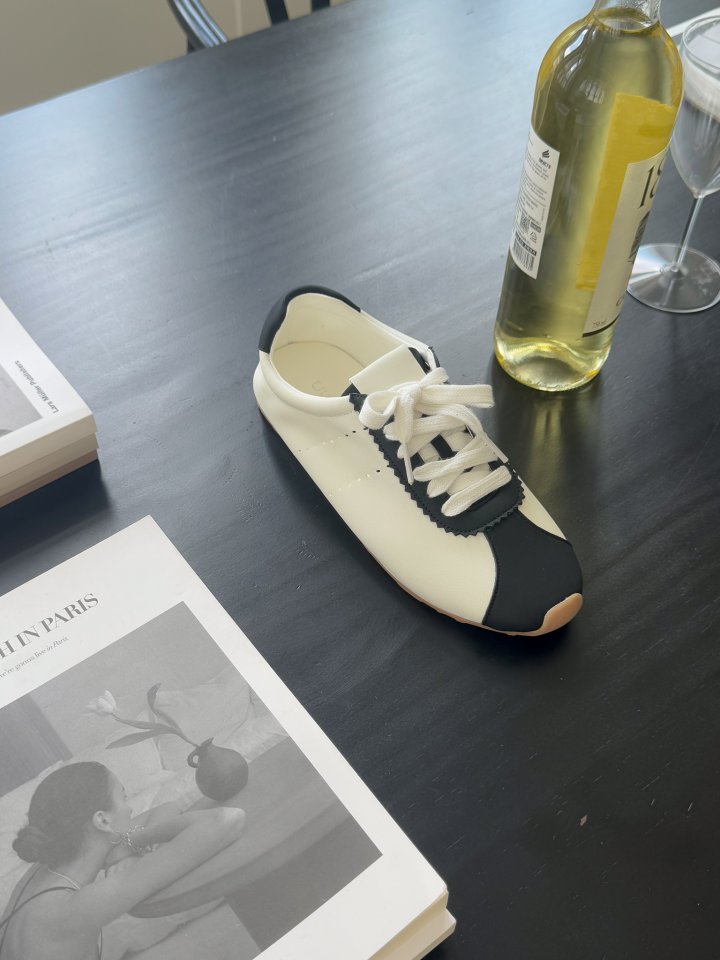 Vade - Korean Women Fashion - #womensfashion - Mu Slim Color Block Sneakers - 11