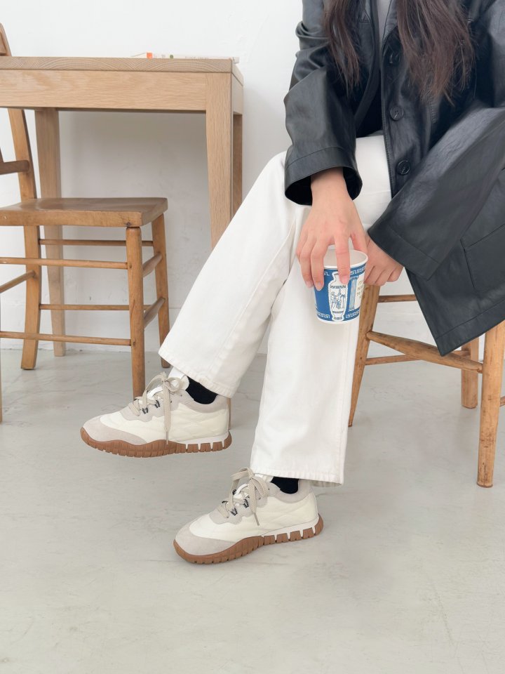 Vade - Korean Women Fashion - #womensfashion - Slim Color Block Sneakers - 5