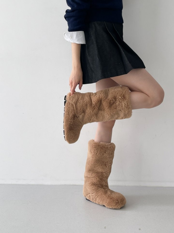 Vade - Korean Women Fashion - #womensfashion - Mid Half Air Suede Police Boots - 3