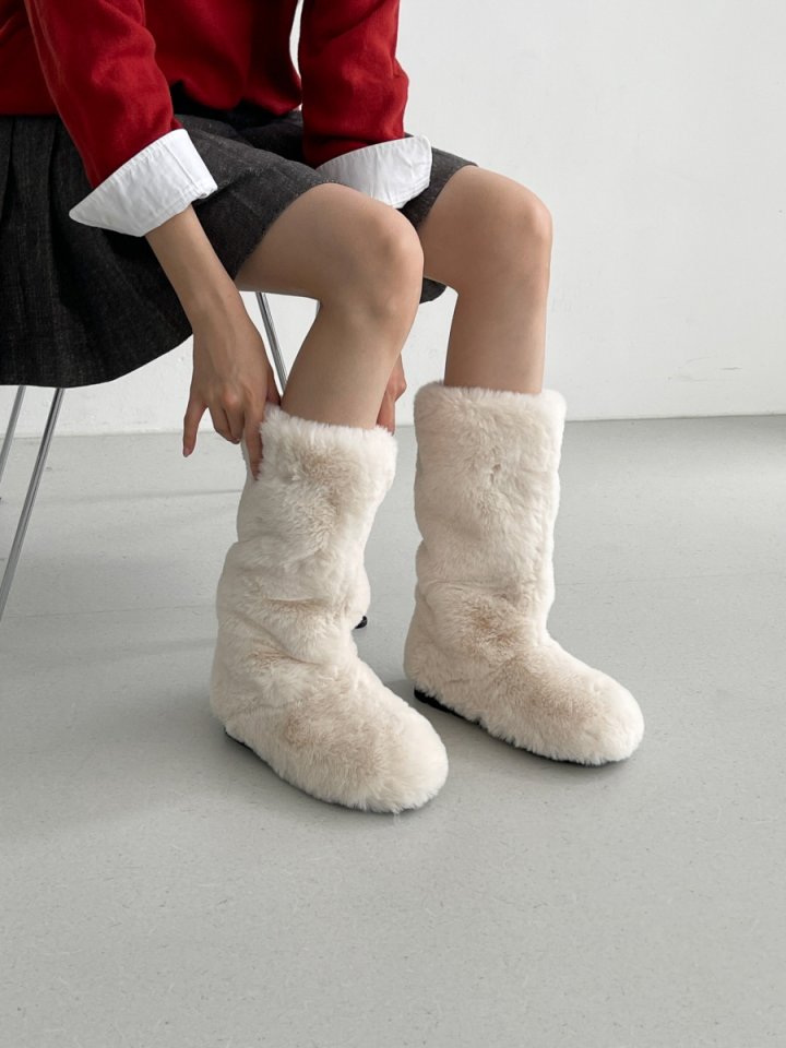 Vade - Korean Women Fashion - #womensfashion - Mid Half Air Suede Police Boots - 9