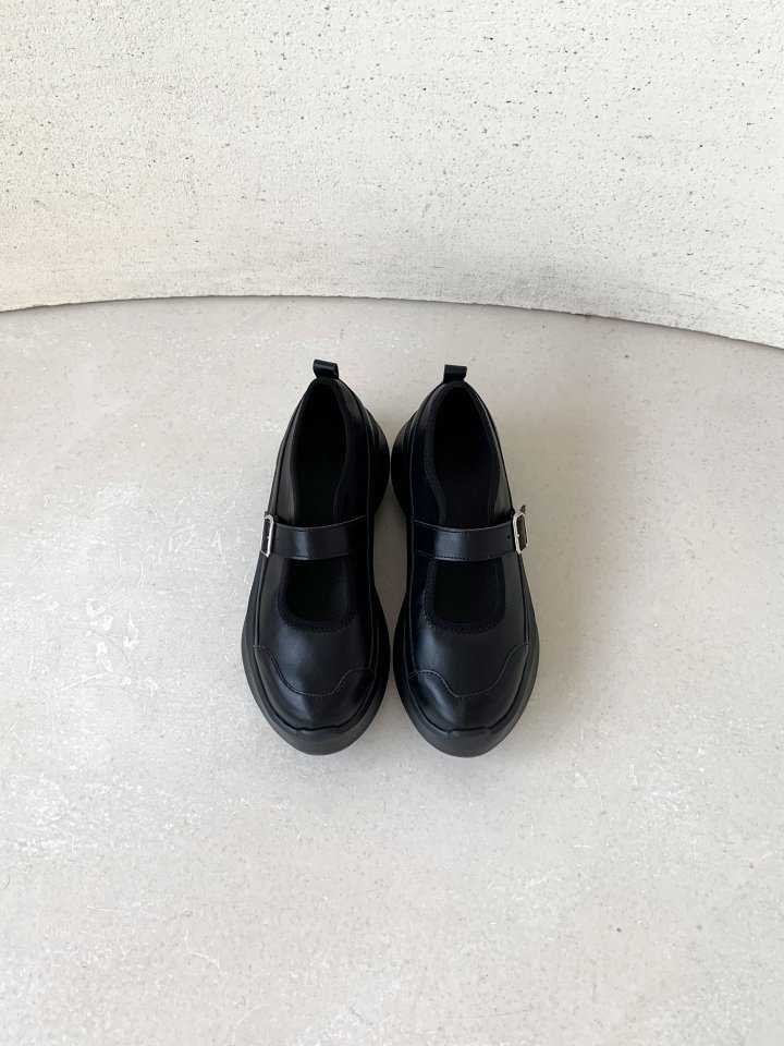 Vade - Korean Women Fashion - #womensfashion - Round Puffy Mary Jane Sneakers - 10