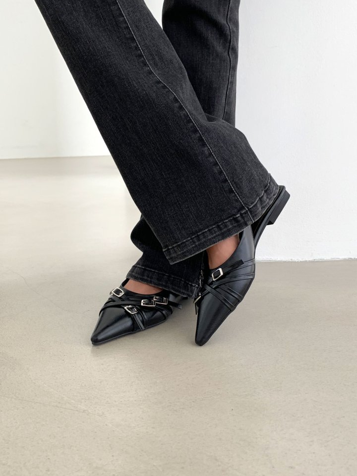 Vade - Korean Women Fashion - #womensfashion - Stiletto Buckle Strap Low Heel - 9