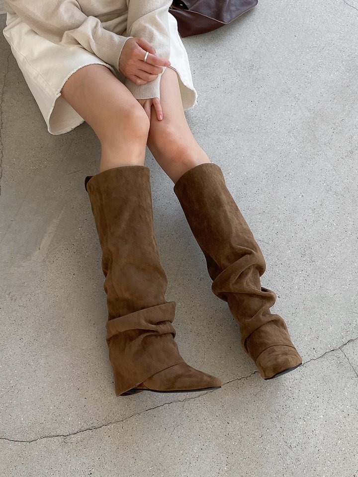 Vade - Korean Women Fashion - #womensfashion - Pleated Mid Half Boots - 9