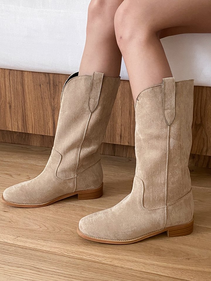 Vade - Korean Women Fashion - #momslook - Low Heel Western V-Cut Boots - 4