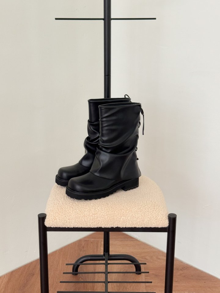 Vade - Korean Women Fashion - #womensfashion - Round Point Half Boots - 10