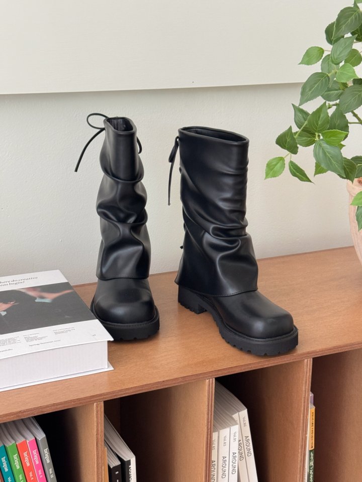 Vade - Korean Women Fashion - #womensfashion - Round Point Half Boots - 12
