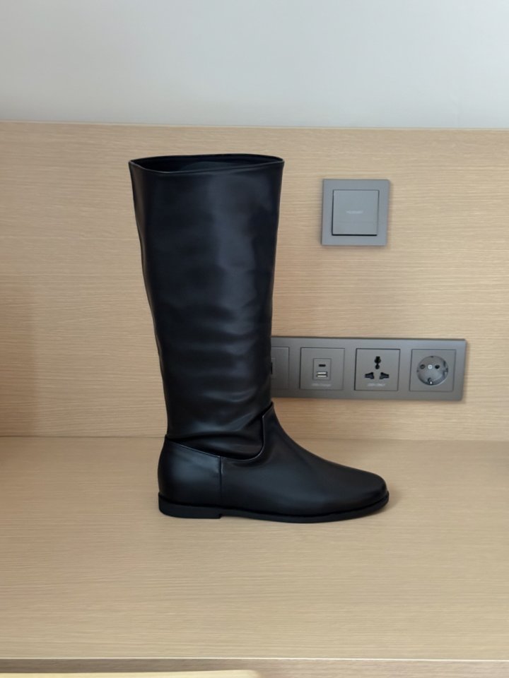 Vade - Korean Women Fashion - #womensfashion - Basic Firm Mid Half Boots - 7