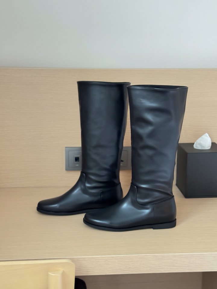 Vade - Korean Women Fashion - #womensfashion - Basic Firm Mid Half Boots - 9