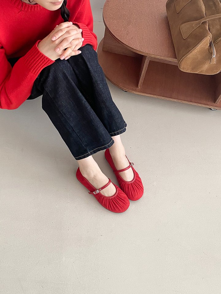 Vade - Korean Women Fashion - #womensfashion - Basic Pleated Strap Flats - 9