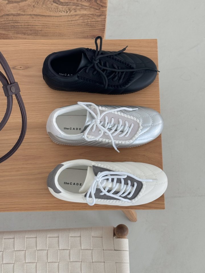 Vade - Korean Women Fashion - #momslook - Strap Slim Sneakers - 4