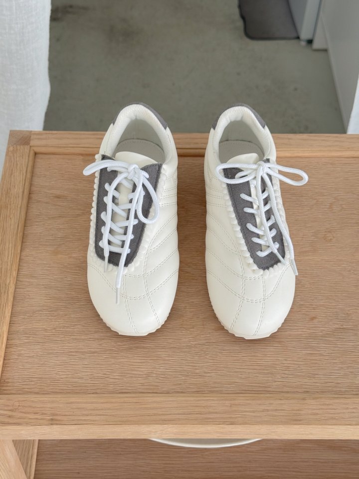 Vade - Korean Women Fashion - #womensfashion - Strap Slim Sneakers - 8
