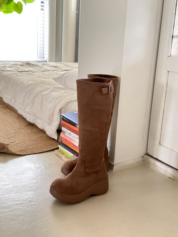 Vade - Korean Women Fashion - #womensfashion - Platform Half Mid Suede Boots - 3