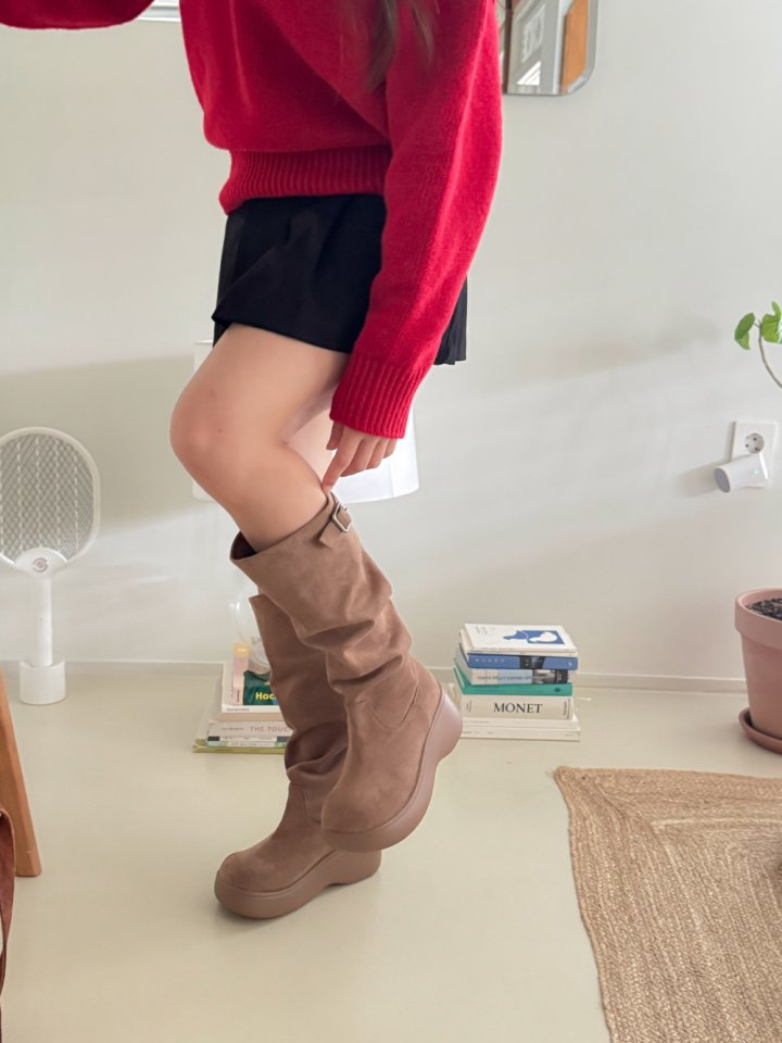 Vade - Korean Women Fashion - #womensfashion - Platform Half Mid Suede Boots - 9
