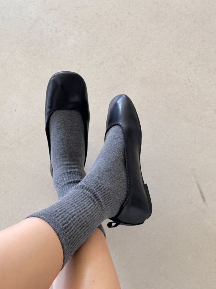 Vade - Korean Women Fashion - #womensfashion - Soft Cushioned Square Basic Flats - 5