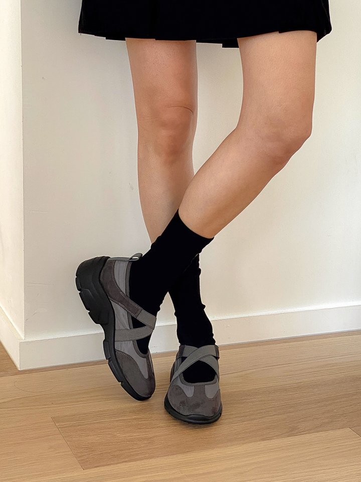 Vade - Korean Women Fashion - #womensfashion - Strap Banding Sneakers - 11