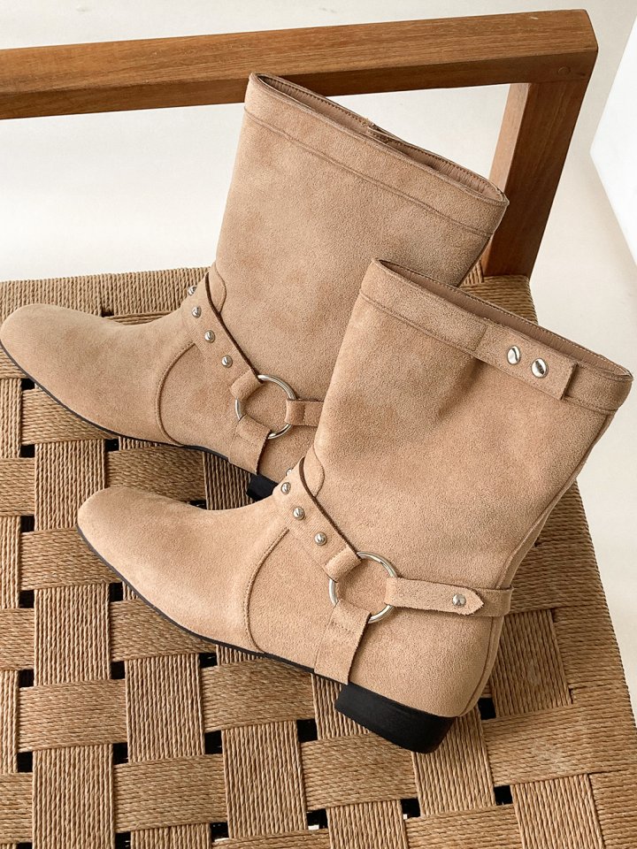 Vade - Korean Women Fashion - #womensfashion - Rider Suede Round Mid Half Boots - 12