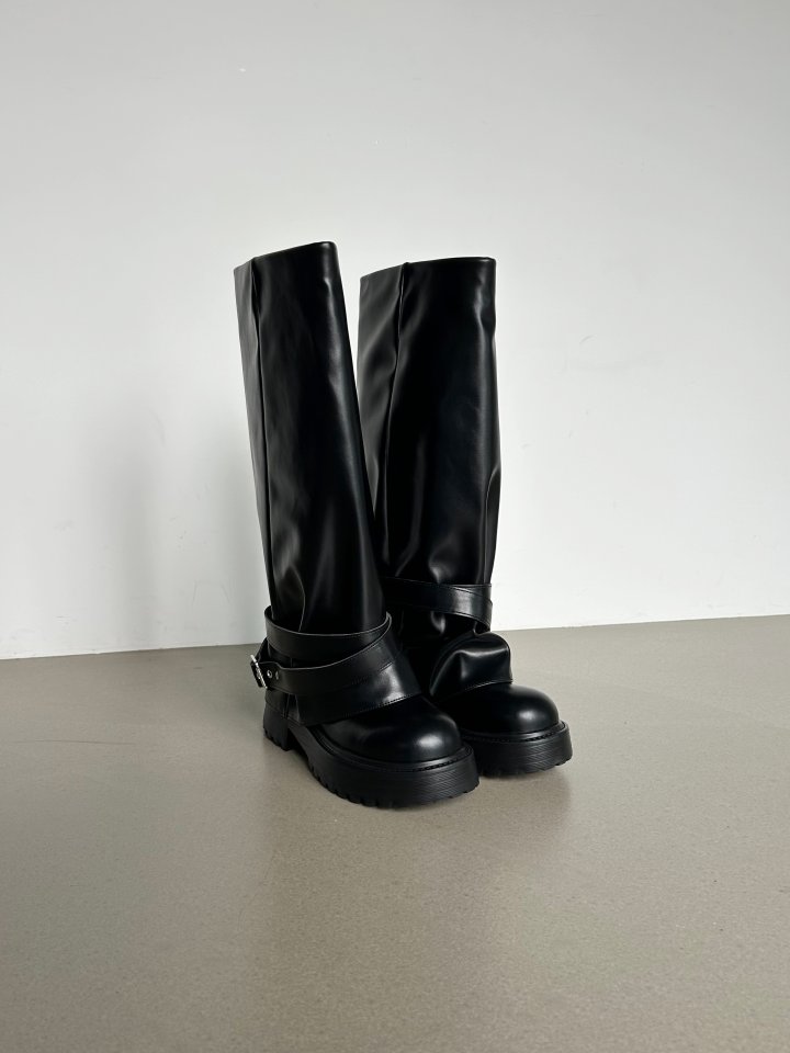 Vade - Korean Women Fashion - #womensfashion - Mountain Buckle Walker Boots - 6