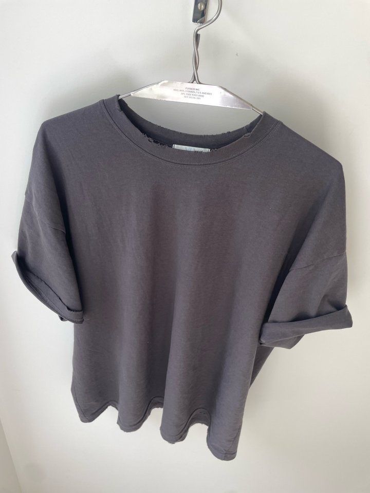 Via - Korean Women Fashion - #momslook - Vintage Round Short Sleeved Tee - 3