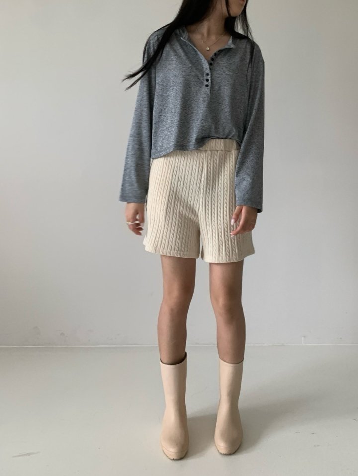 Via - Korean Women Fashion - #pursuepretty - Alle Button Tee - 3