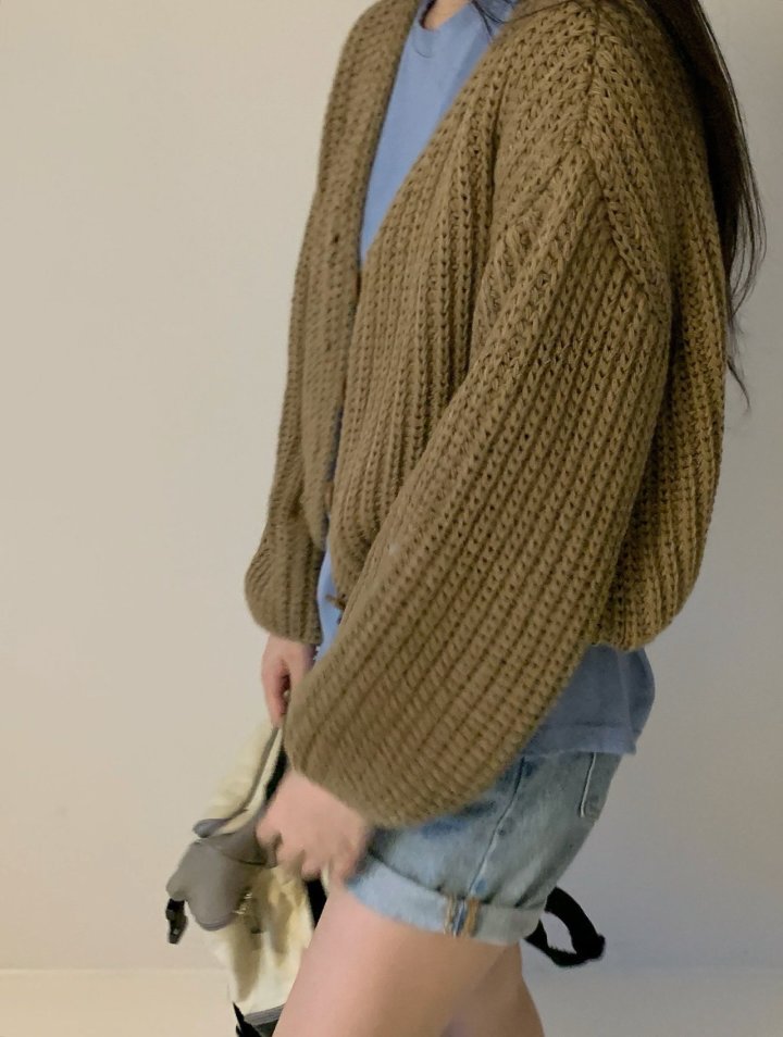 Via - Korean Women Fashion - #pursuepretty - Vintage Round Short Sleeved Tee - 2