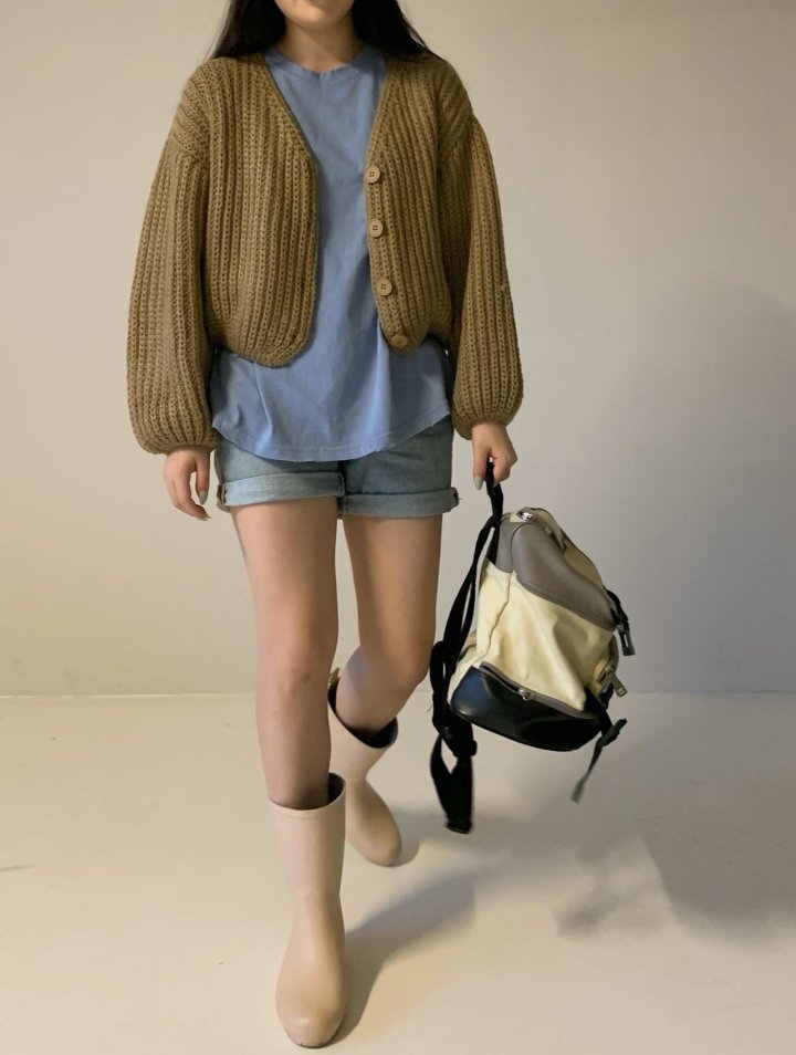 Via - Korean Women Fashion - #vintagekidsstyle - Vintage Round Short Sleeved Tee