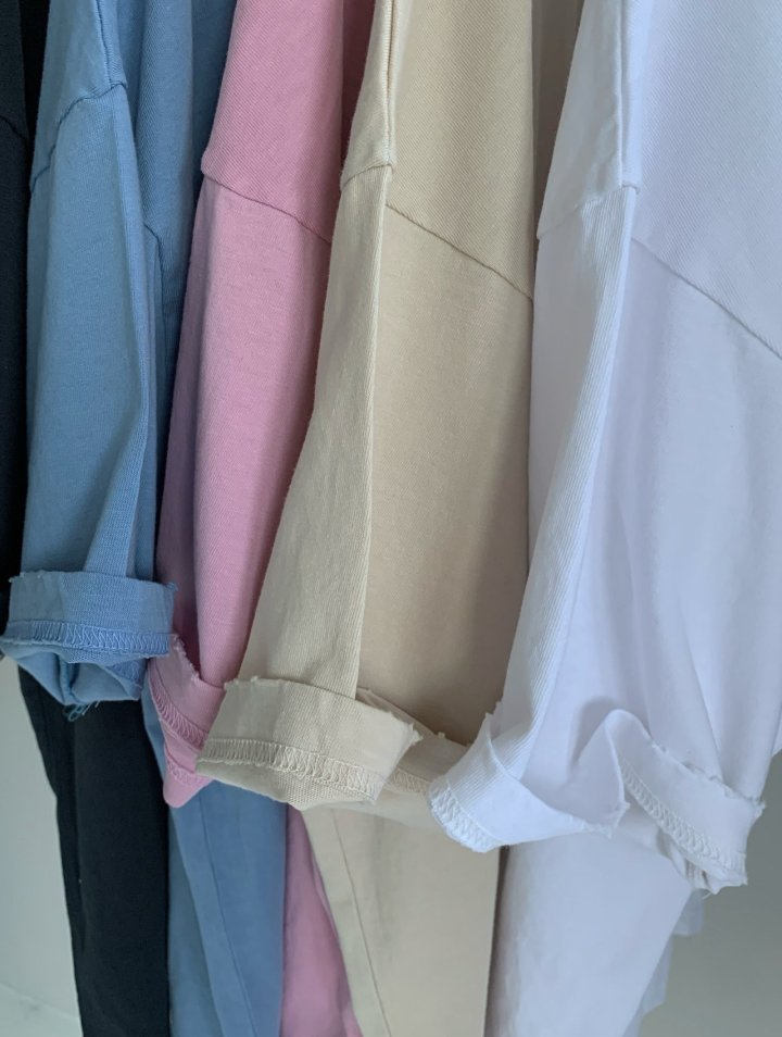 Via - Korean Women Fashion - #womensfashion - Vintage Round Short Sleeved Tee - 2
