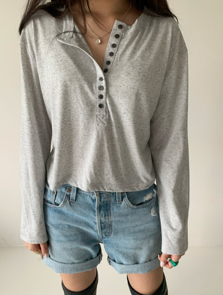 Via - Korean Women Fashion - #womensfashion - Alle Button Tee