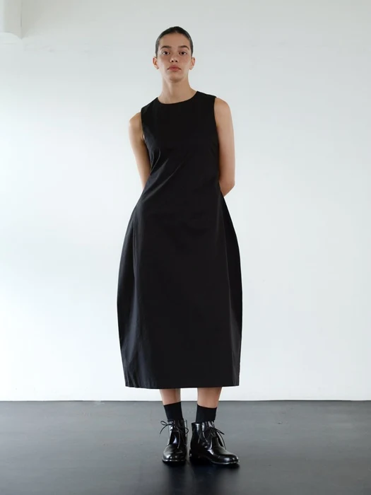 Line One-piece Line One-piece
