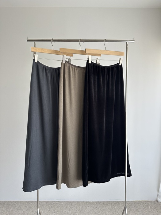 Long Skirt Long Skirt