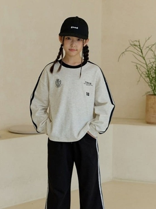 Sporty Line Sweatshirt Sporty Line Sweatshirt