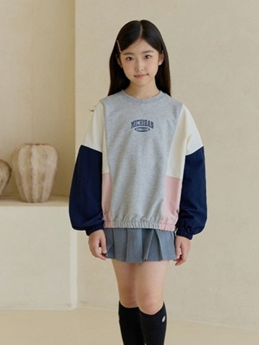 Crinkle Raglan Sweatshirt Crinkle Raglan Sweatshirt